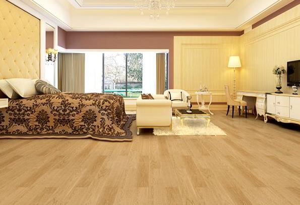 地暖是鋪地磚好還是木地板好？這位過(guò)來(lái)人說(shuō)得很中肯！